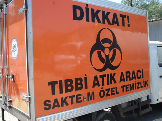 Tıbbi Atık Aracı